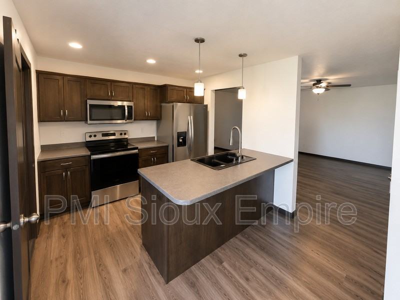 9600 W Broek Dr - Photo 7 of 27