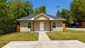 featured image of 1418 W Tennessee Ave