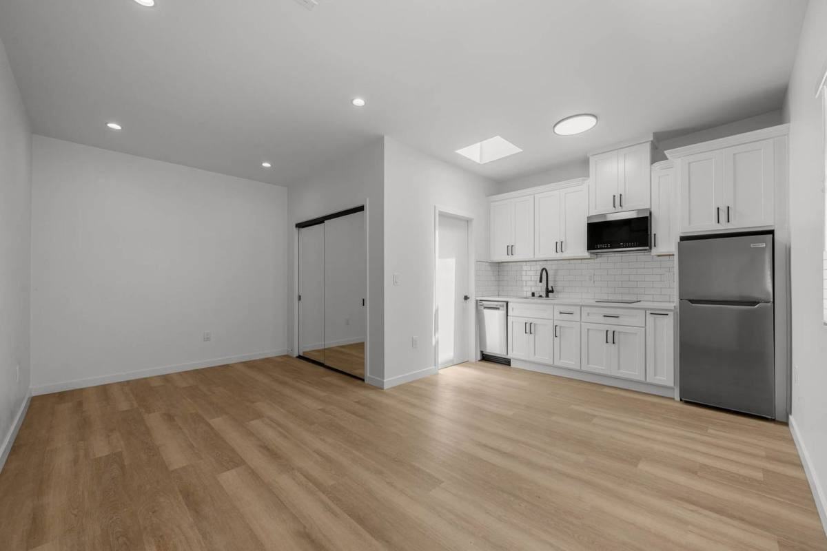 4193 Leimert Blvd #1-8A - Photo 7 of 10