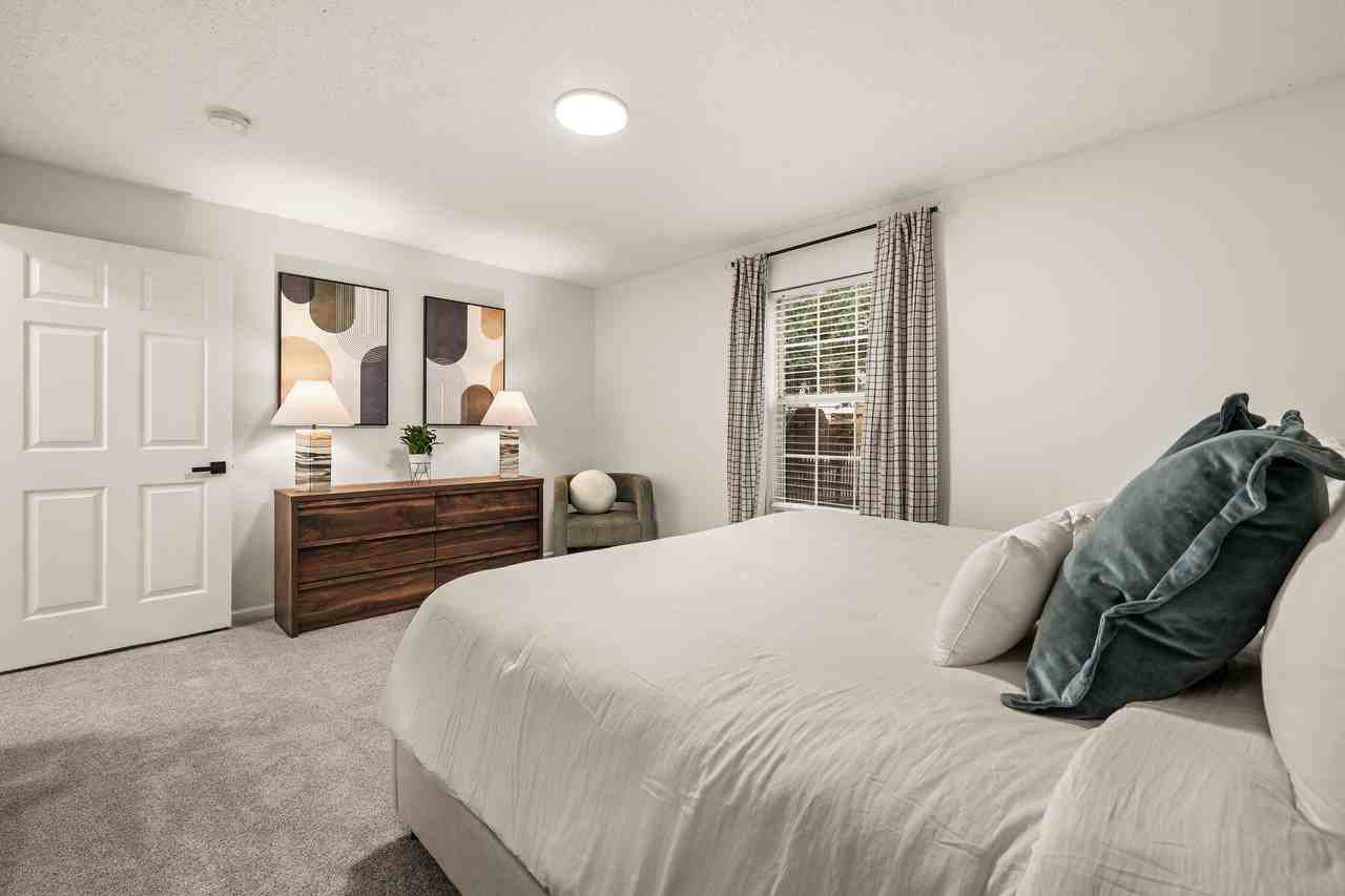 Avana South Oaks - Photo 4 of 50