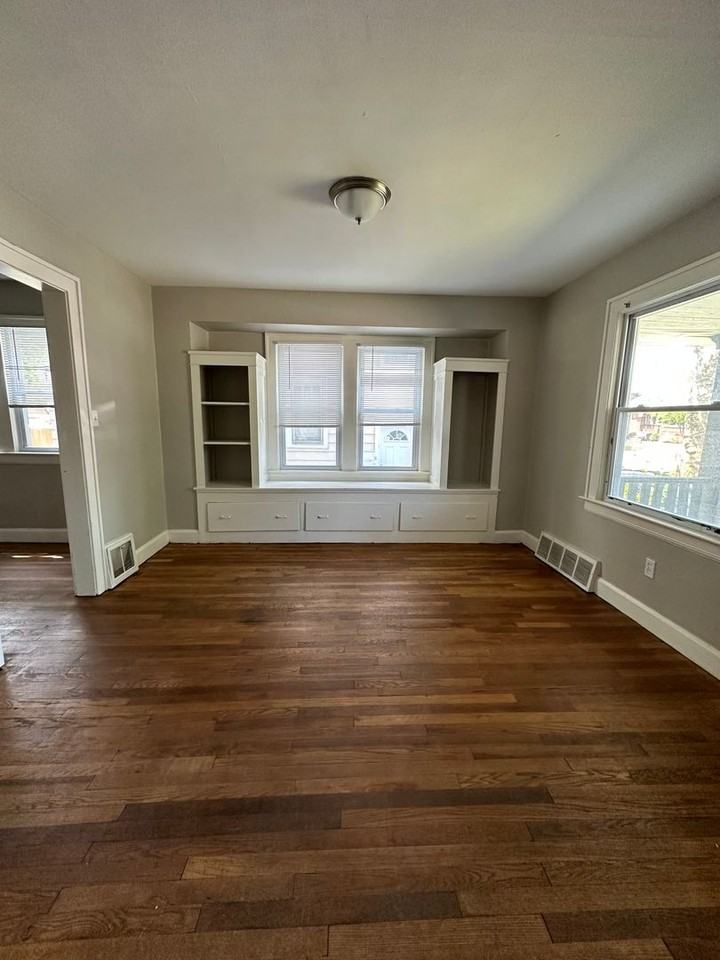 3591 W 134th St - Photo 5 of 14