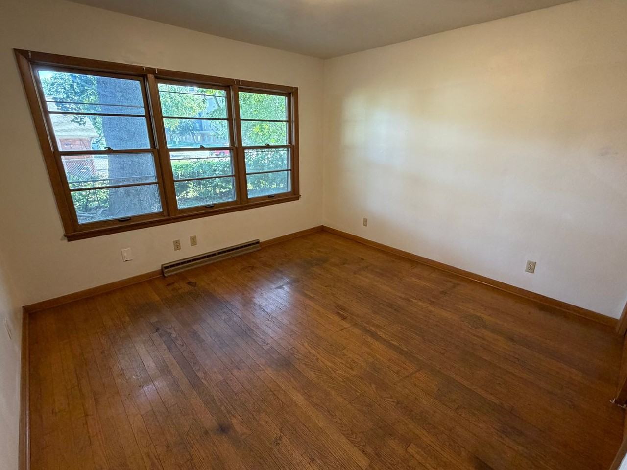 1322 Alms Dr - Photo 6 of 10