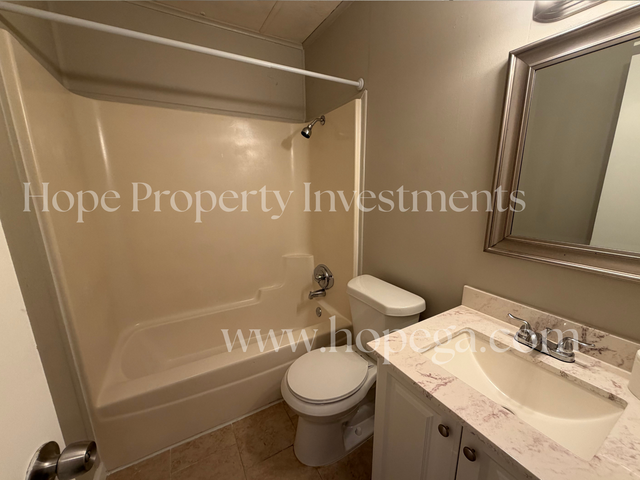 4 Midland Park Ln - Photo 5 of 8