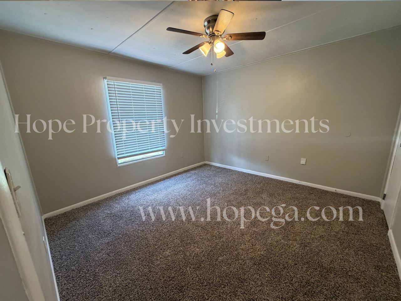 4 Midland Park Ln - Photo 6 of 8