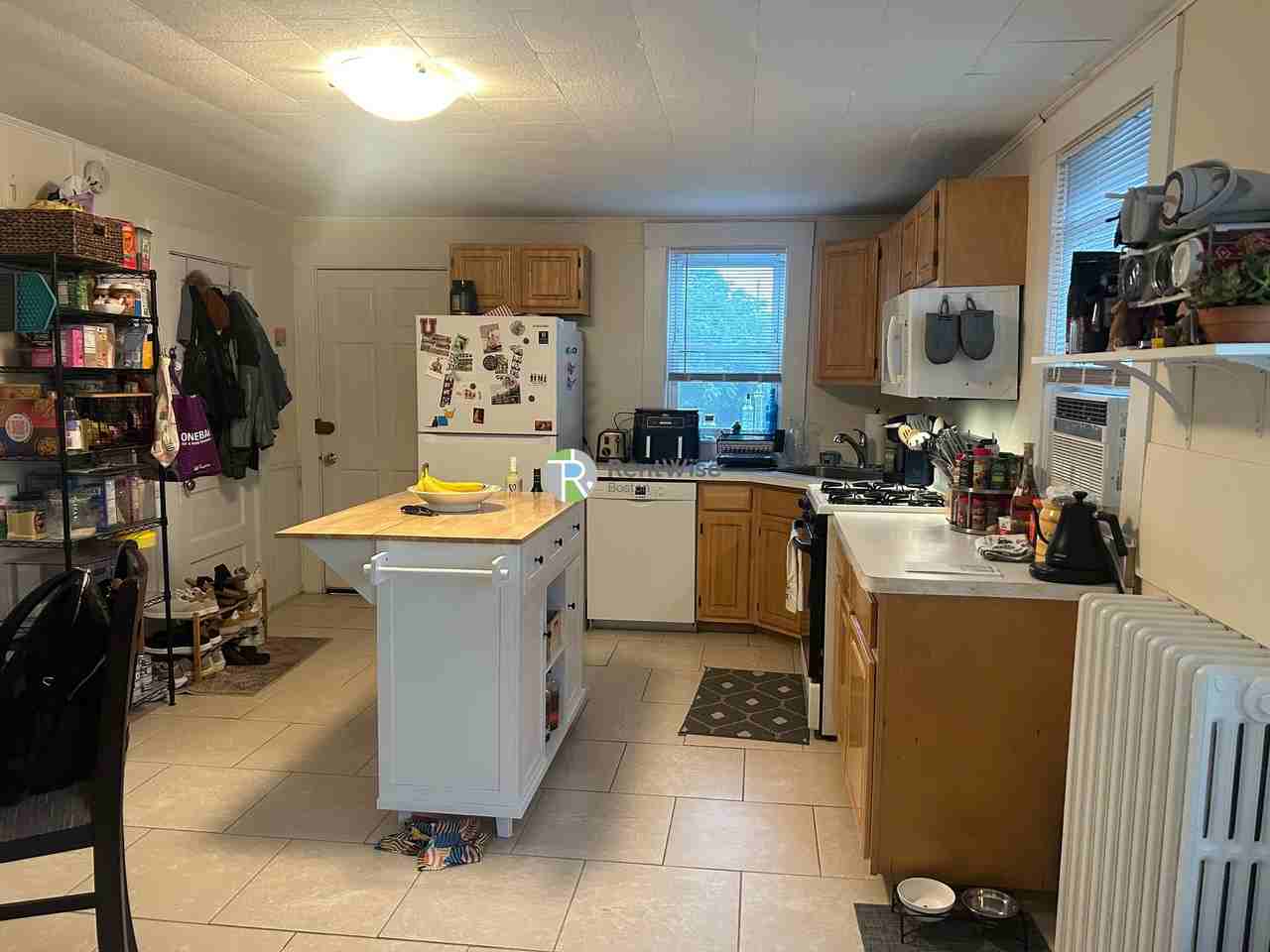 231 Parsons St #1 - Photo 3 of 16