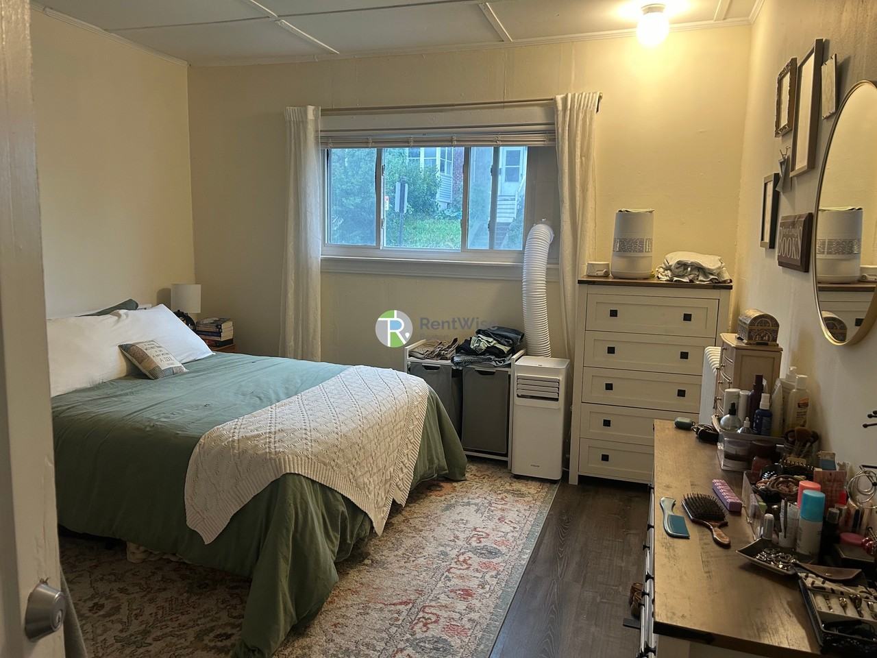 231 Parsons St #1 - Photo 5 of 16