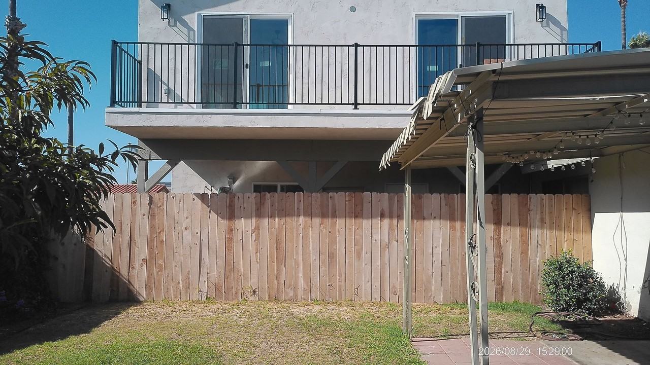1304 California St - Photo 4 of 8