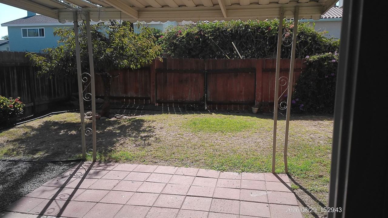 1304 California St - Photo 5 of 8