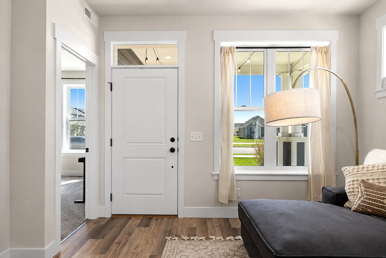 1766 St George Blvd - Photo 4 of 19