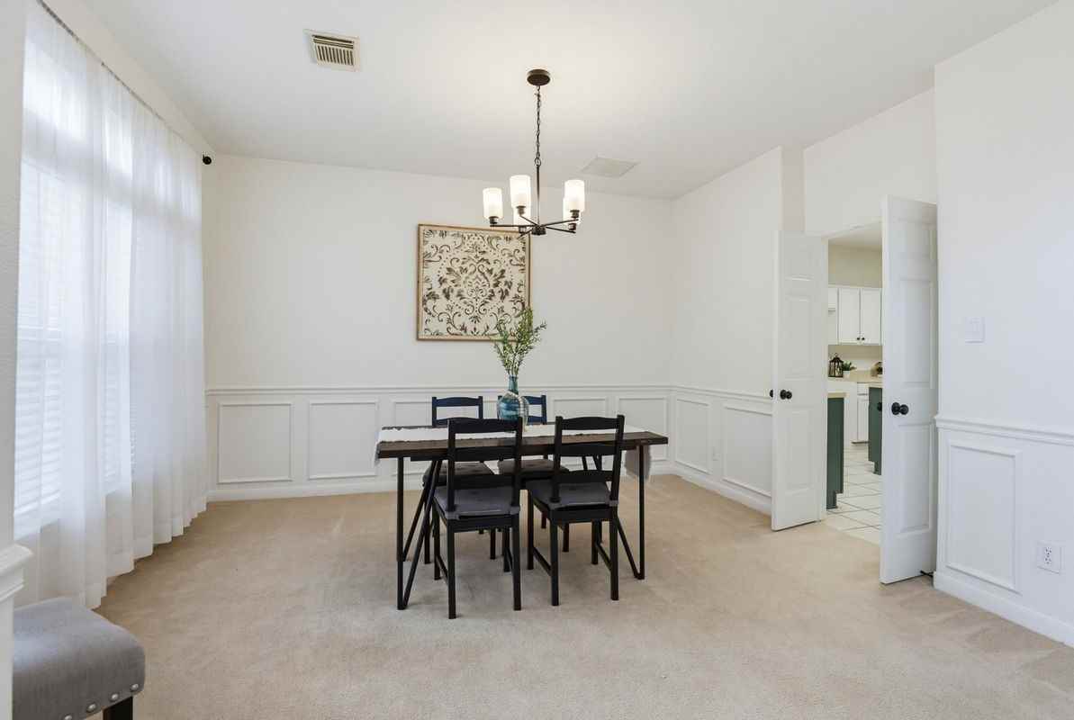 119 Baythorne - Photo 3 of 21