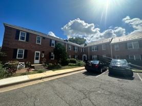 205 E Glebe Rd Apt D #Apt D - Photo 1 of 1