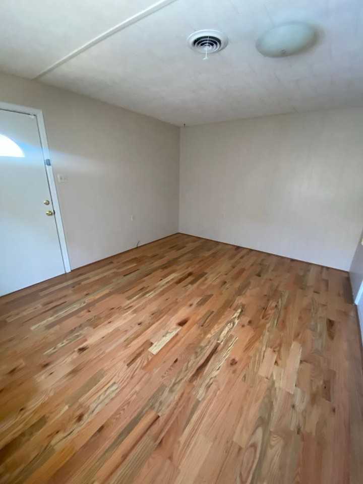 835 Robinson Ave - Photo 7 of 12