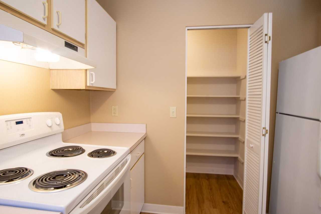 236 Sw Meade St #04 - Photo 6 of 20