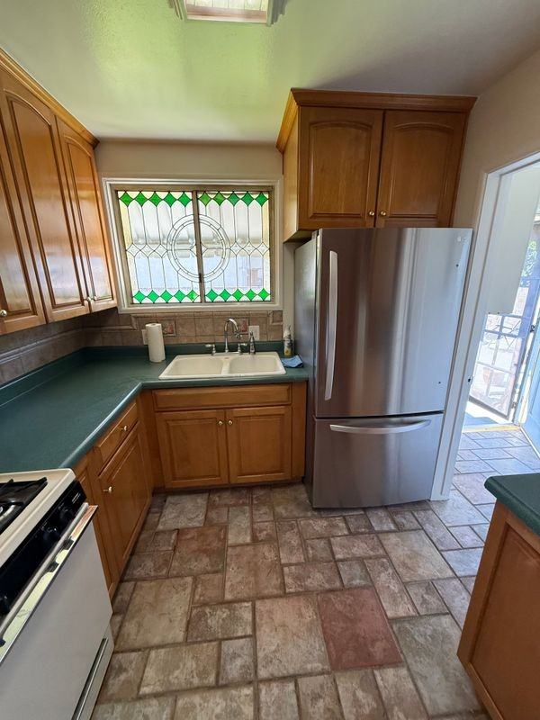 4132 Andy St - Photo 4 of 9