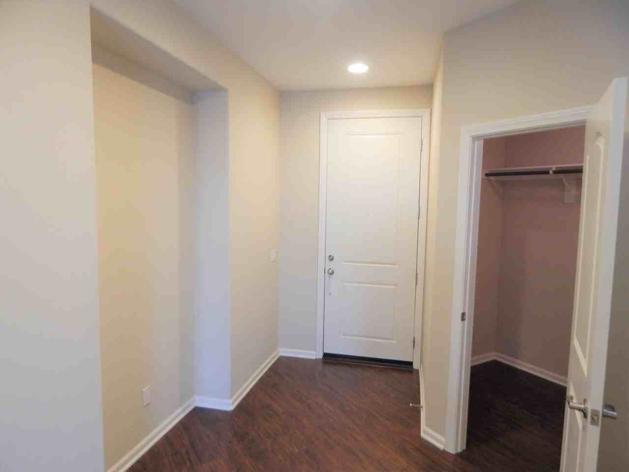 36500 Acanthus Ct - Photo 5 of 9