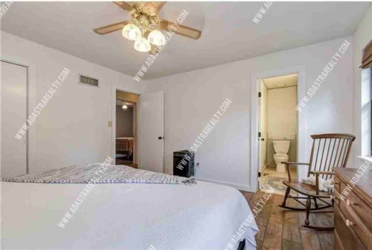 2900 Se 6th St - Photo 7 of 20
