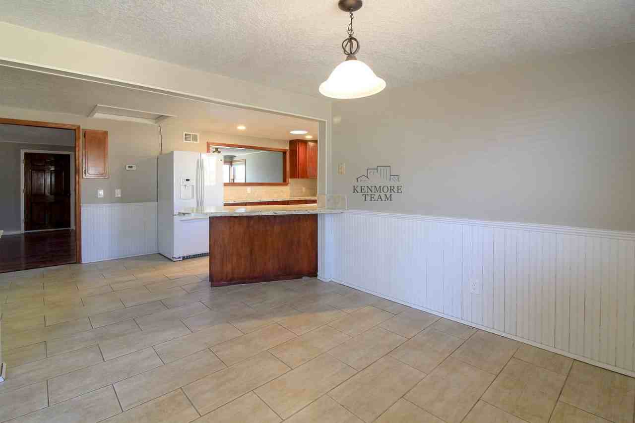 1022 Cedar Ave - Photo 6 of 16