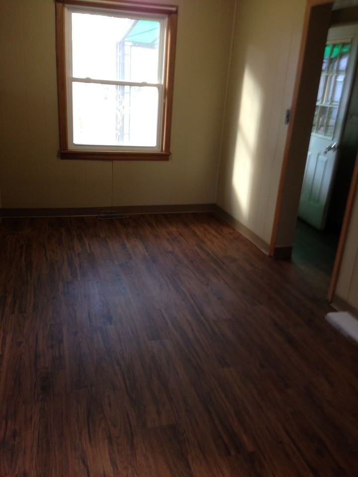 219 1st St Sw - Photo 4 of 11