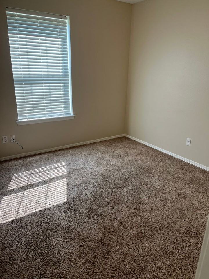 41 Grand Brook Dr - Photo 7 of 10