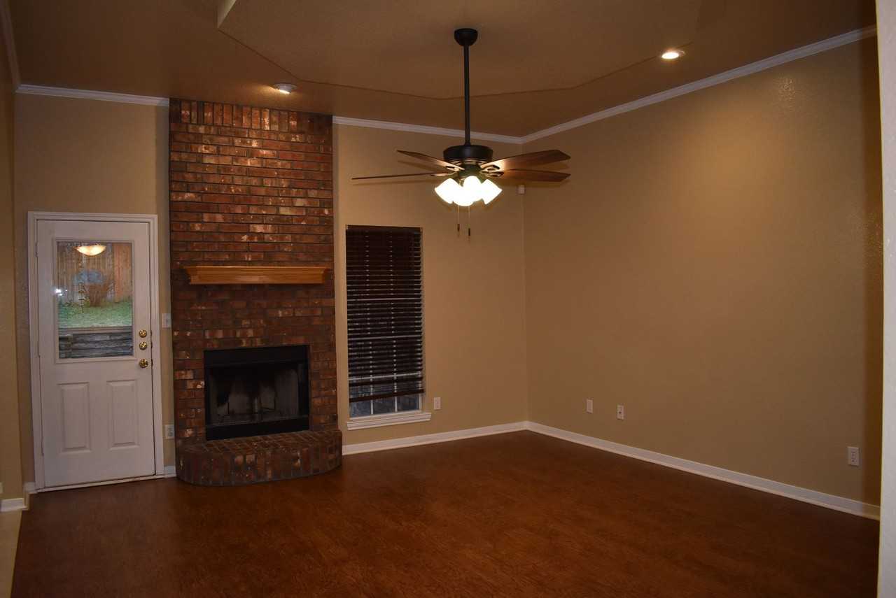 4602 Mildred Ave - Photo 3 of 32
