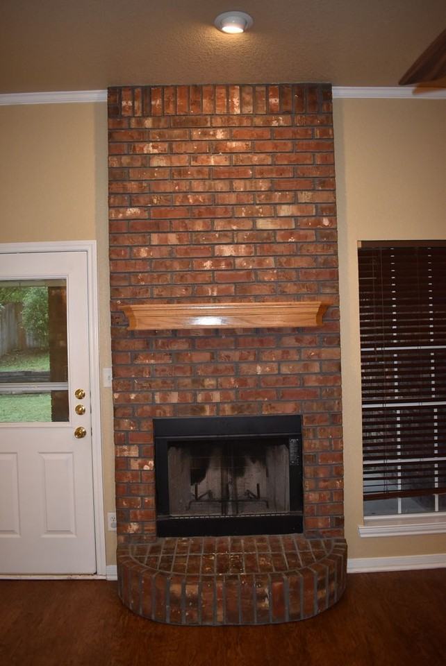 4602 Mildred Ave - Photo 4 of 32