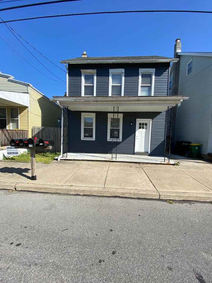 115 W 2nd St