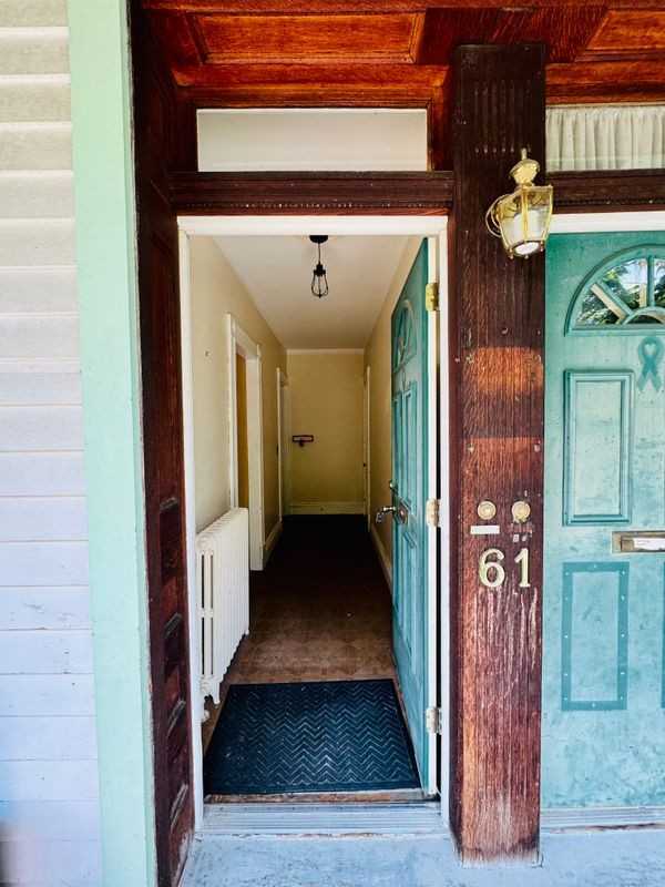 61 Collins Ave ##1 - Photo 3 of 9