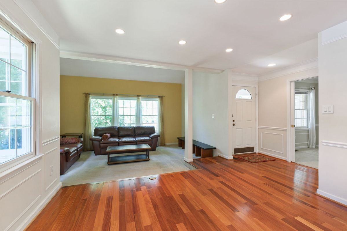 14401 Rich Branch Dr - Photo 4 of 41
