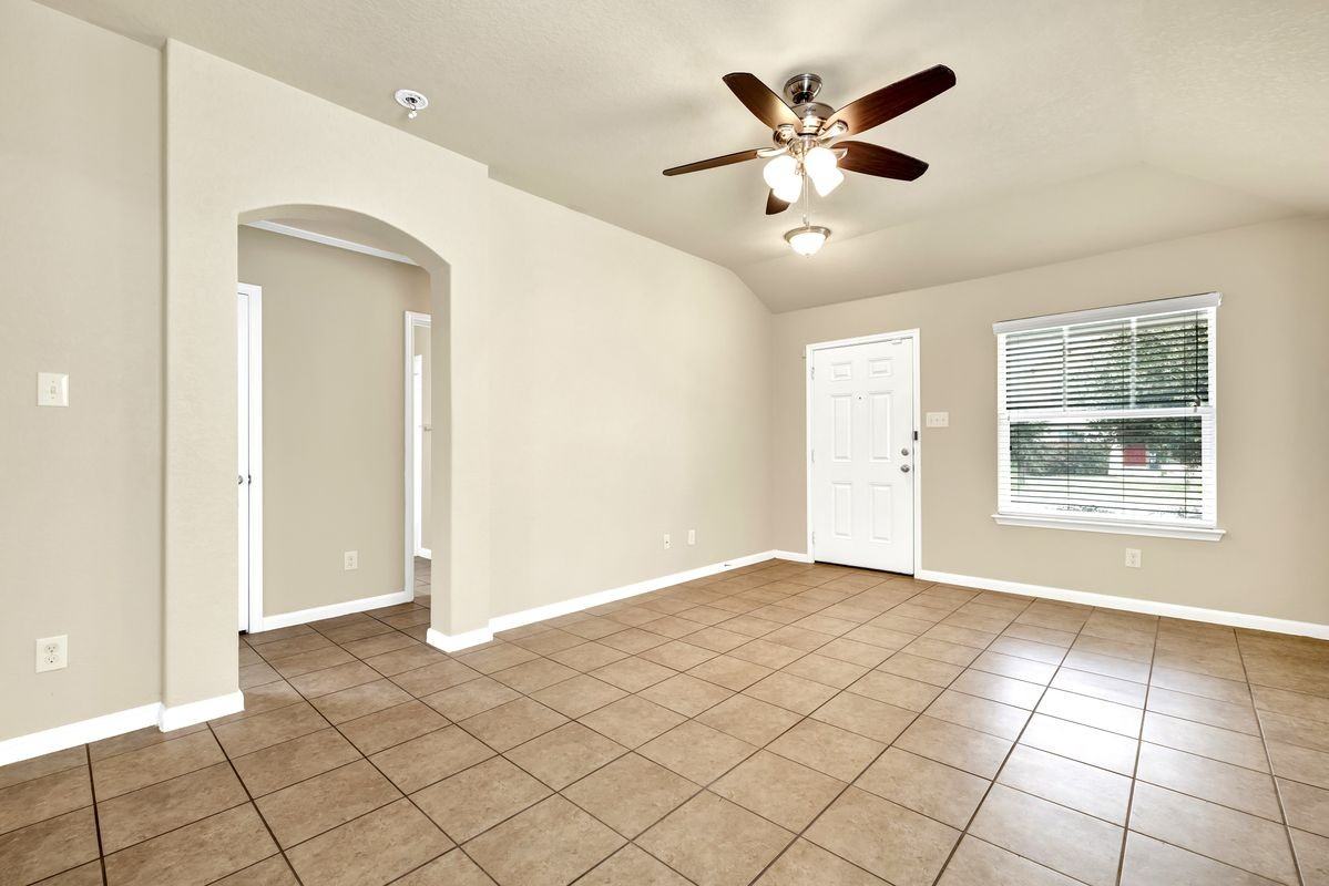1048 Lilac Wind - Photo 2 of 23