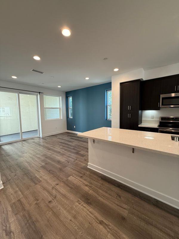 820 Aloe Pl - Photo 3 of 37