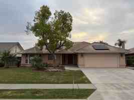featured image of 385 S Acacia Dr