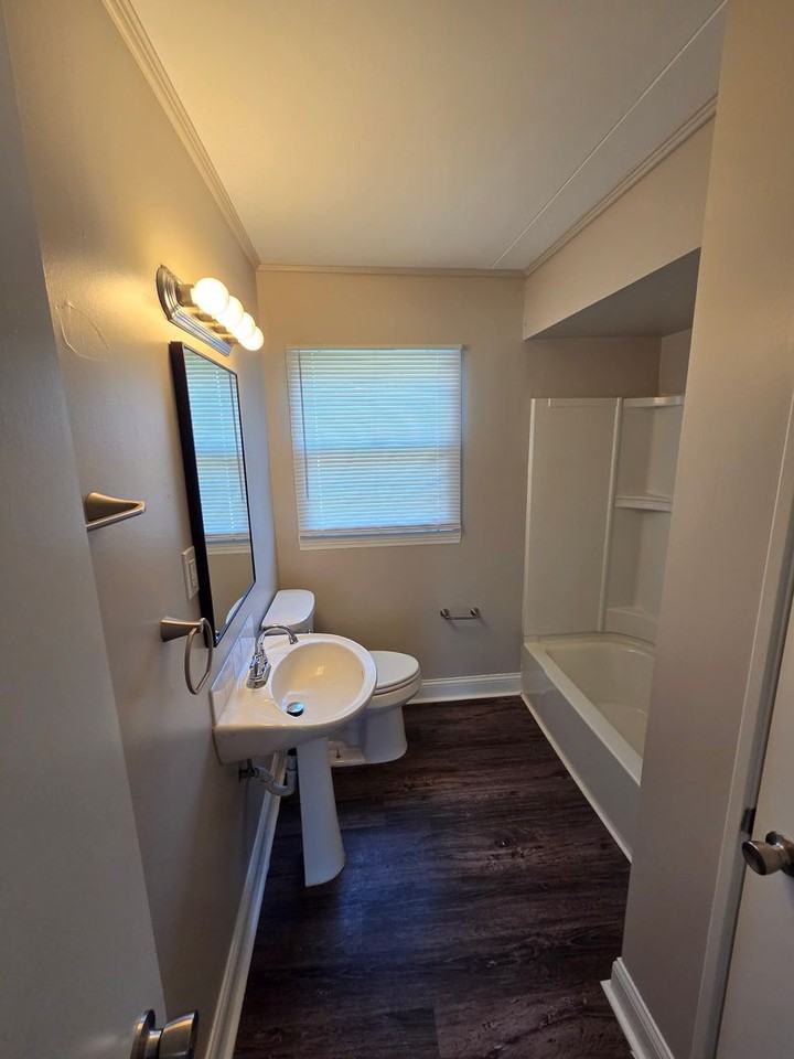 7057 Binney St - Photo 7 of 13