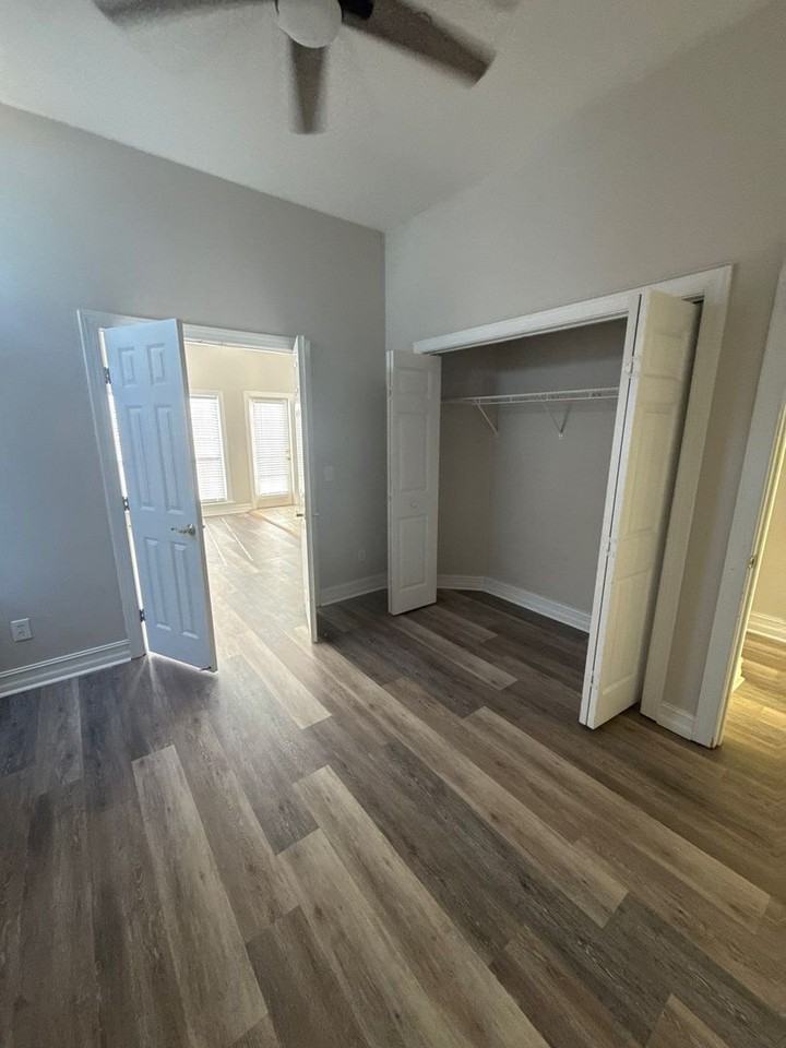 820 St. Michael street - Photo 2 of 31