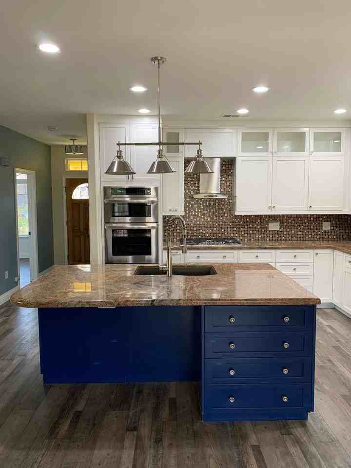1259 Mission Dr - Photo 6 of 24
