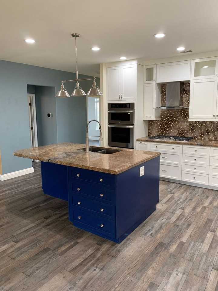 1259 Mission Dr - Photo 7 of 24