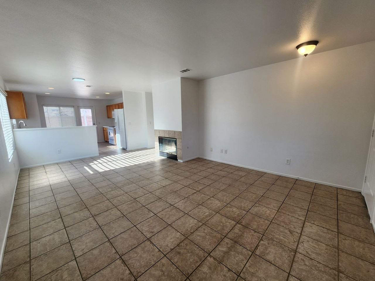 71669 Sun Valley Dr - Photo 2 of 16