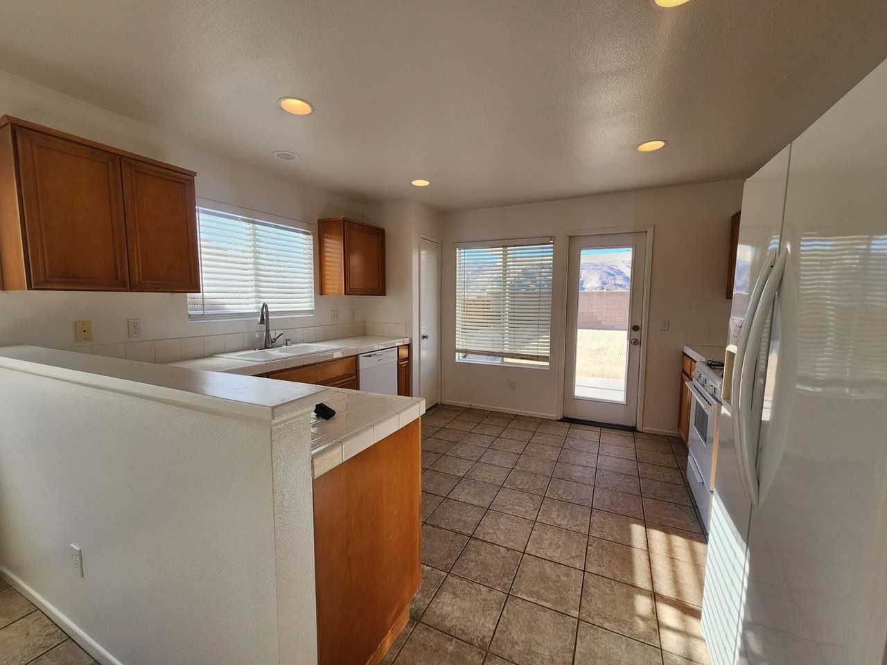 71669 Sun Valley Dr - Photo 5 of 16
