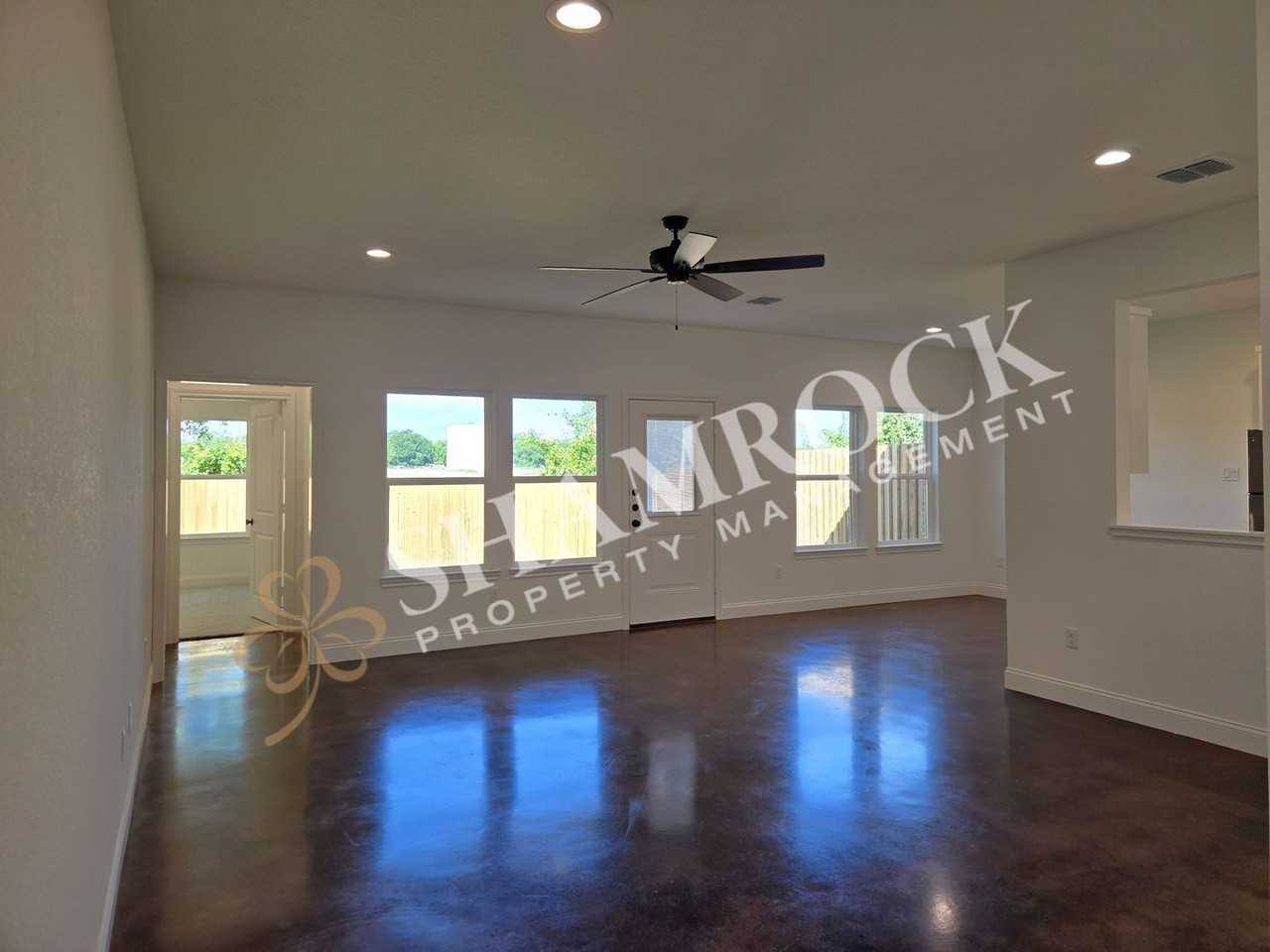 125 W Windmill Way - Photo 4 of 19