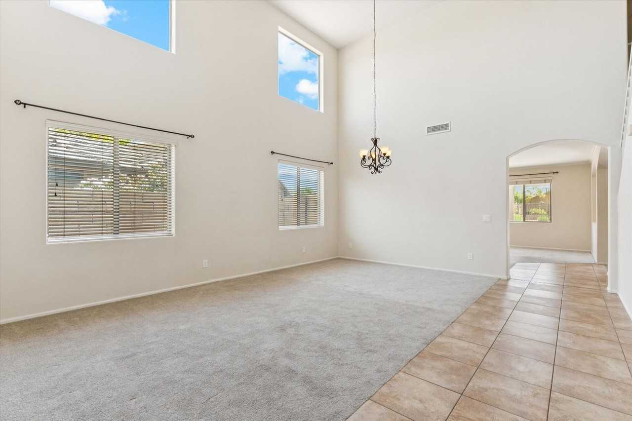 24411 N 27th St - Photo 5 of 27