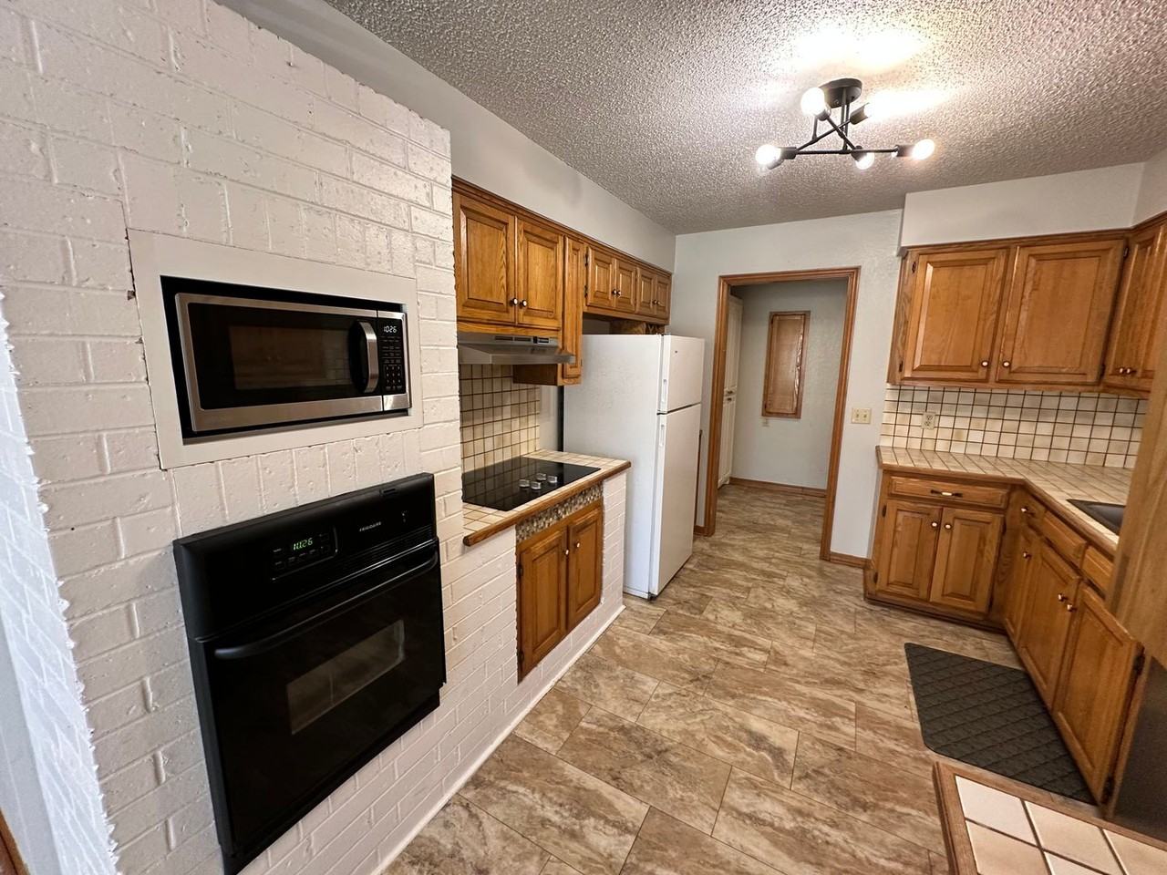 1907 E Ensey Ter - Photo 6 of 19