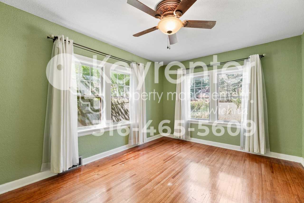 1728 E Mcknight St - Photo 7 of 16