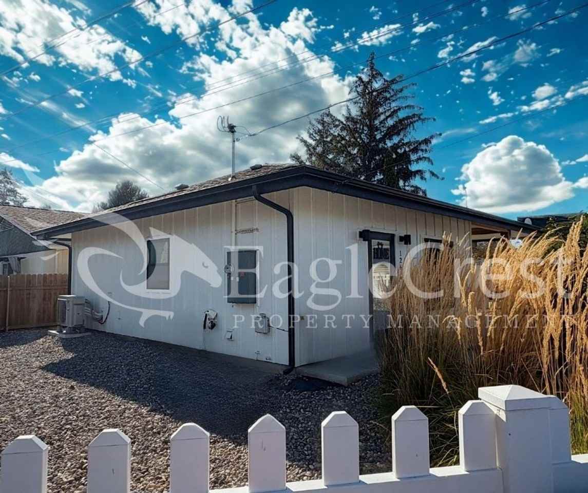 126 Merrill Rd - Photo 3 of 4