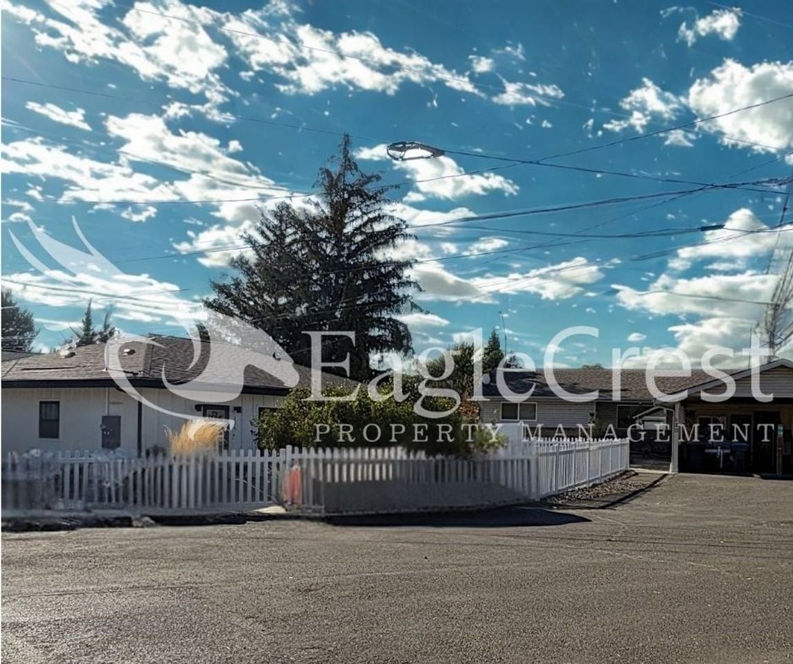 126 Merrill Rd - Photo 4 of 4