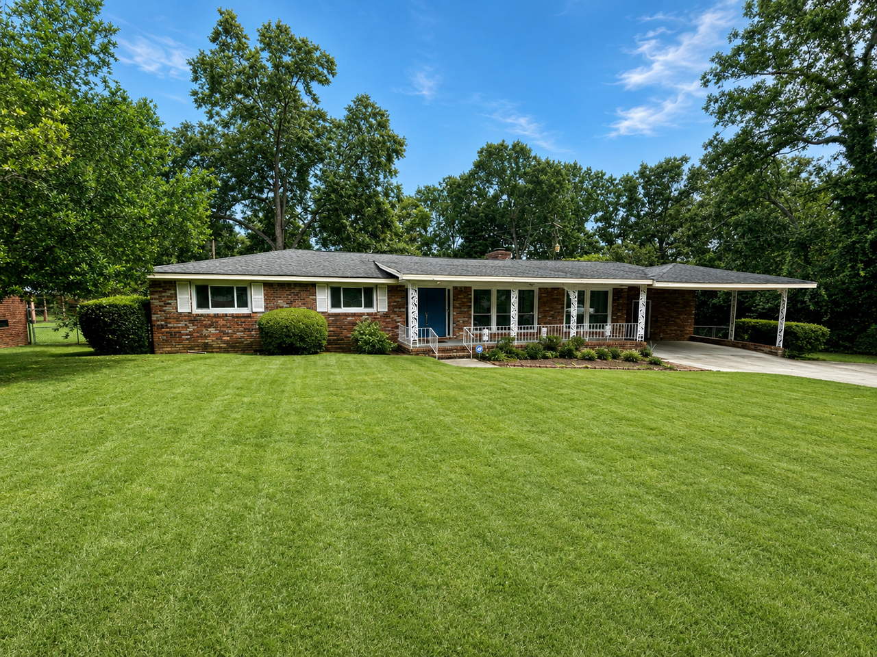 1614 Sandra Dr