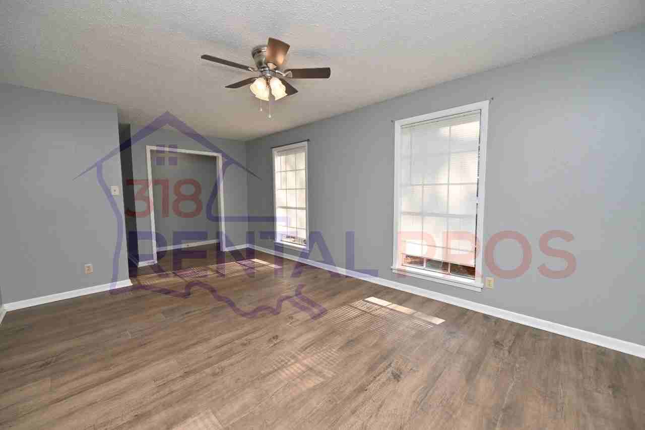 2207 Lily Dr - Photo 6 of 32