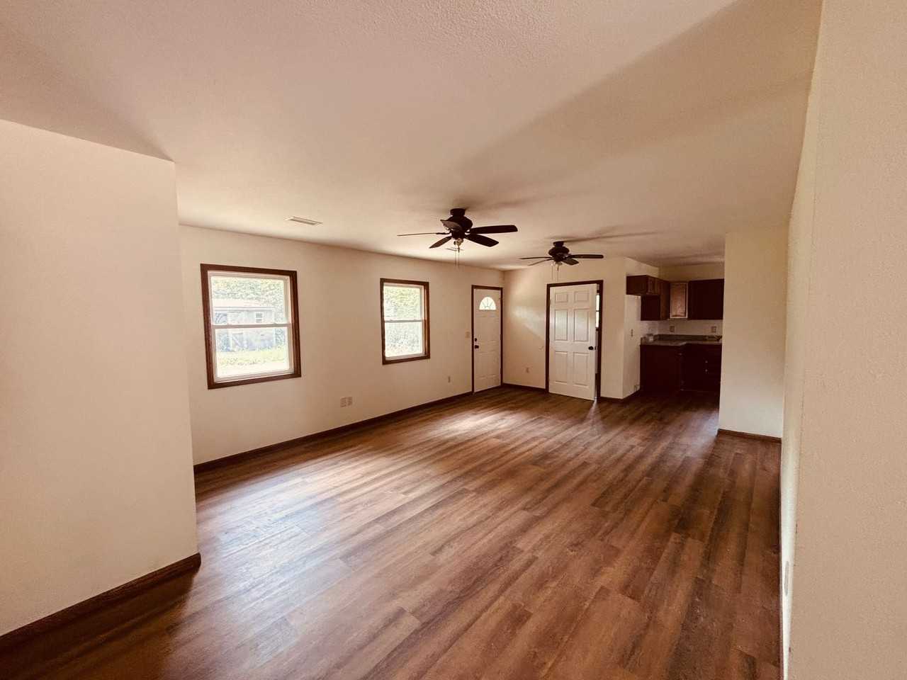 1817 N Minneapolis St - Photo 2 of 17