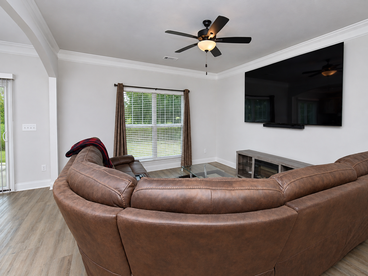 4045 Cottingham Way - Photo 6 of 23