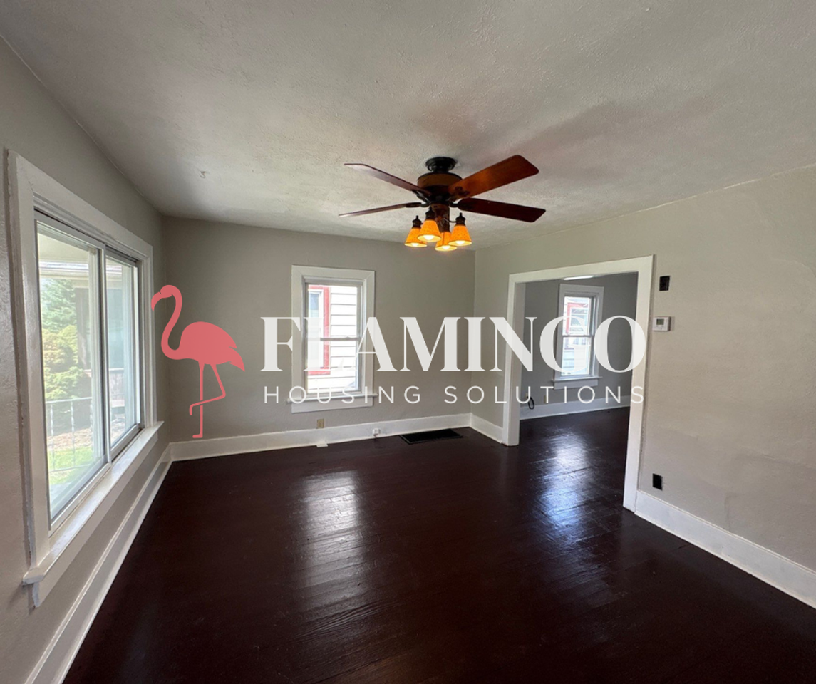 4211 Pleasant View Ave - Photo 2 of 14