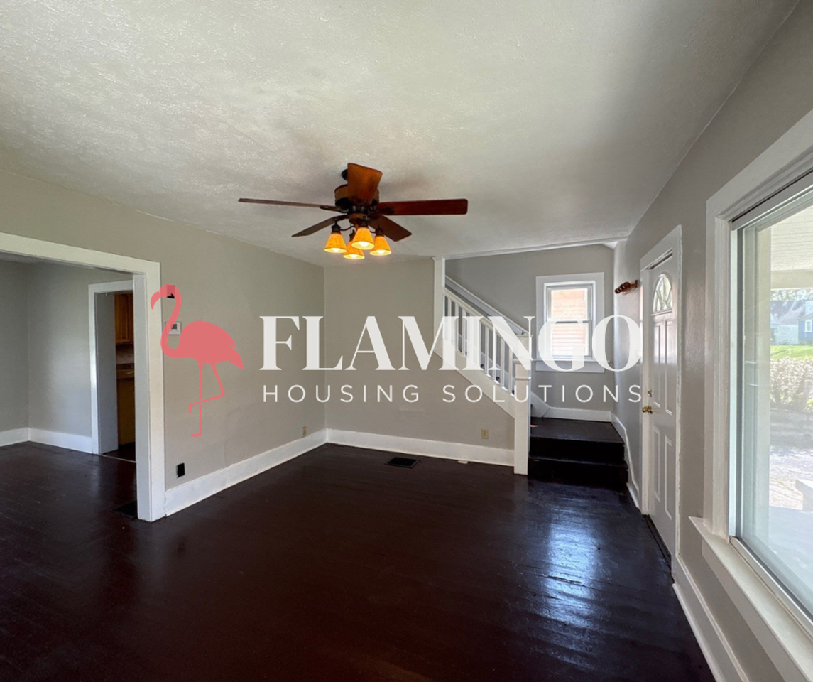 4211 Pleasant View Ave - Photo 3 of 14