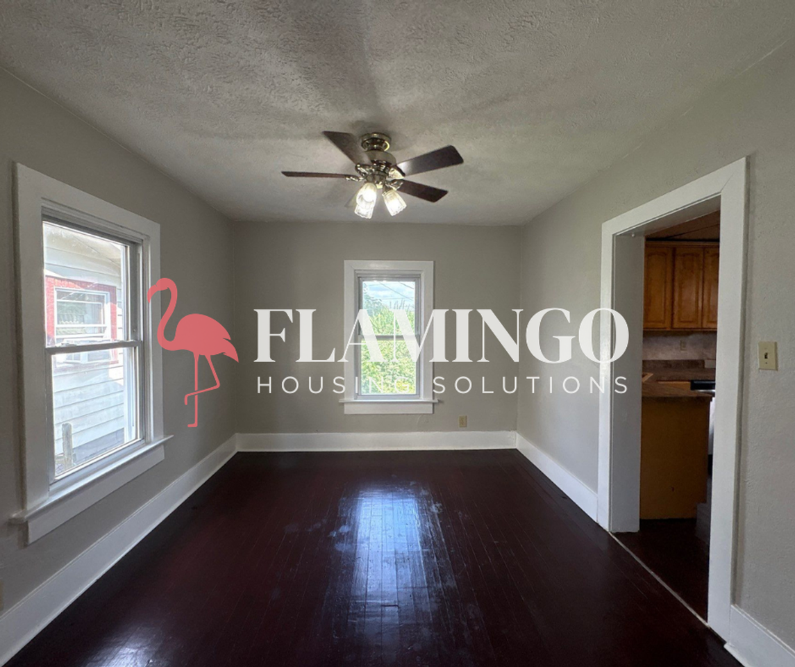 4211 Pleasant View Ave - Photo 4 of 14
